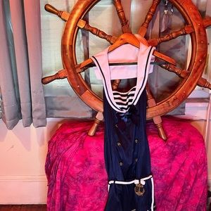 Costume for sailor short